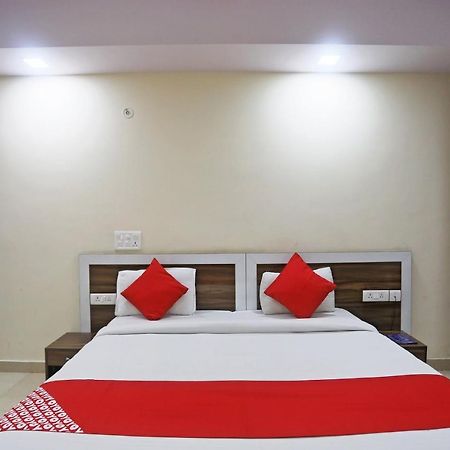 Hotel Rampal Palace New Delhi Exterior photo